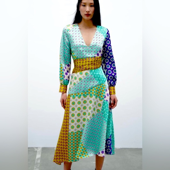 Zara Midi Dress- Brand New - Picture 1 of 4